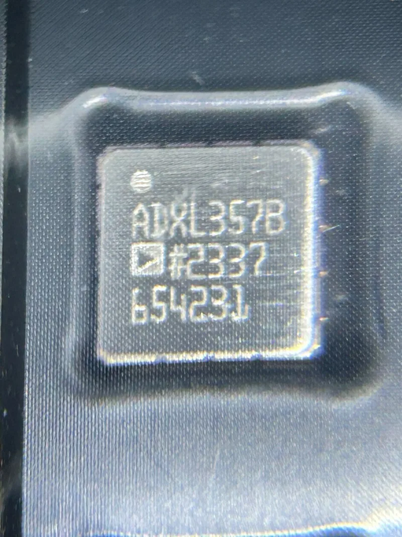 

SACOH Brand new original K4F8E3S4HD-MGCL packaged BGA200 LPDDR4 1GB memory IC chip