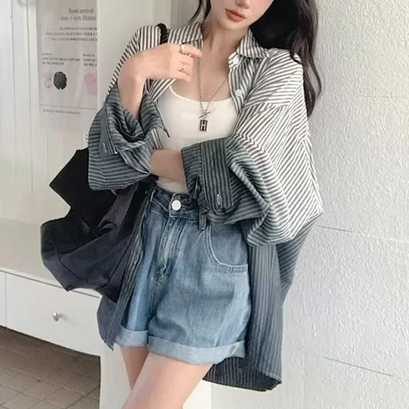 

Women's Clothing Casual Gradient Stripe Shirt Loose Relaxed Stylish Versatile Blouse Perfect for Autumn Fashion Outfit XQ734