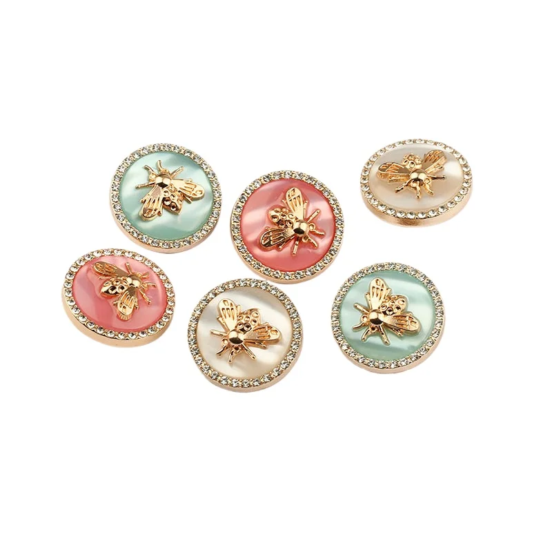 5pcs 18/23 mm Retro Rhinestone Decor Bee Pink/White Metal Buttons For Clothes Coat Cardigan Sweater Sew Needlework