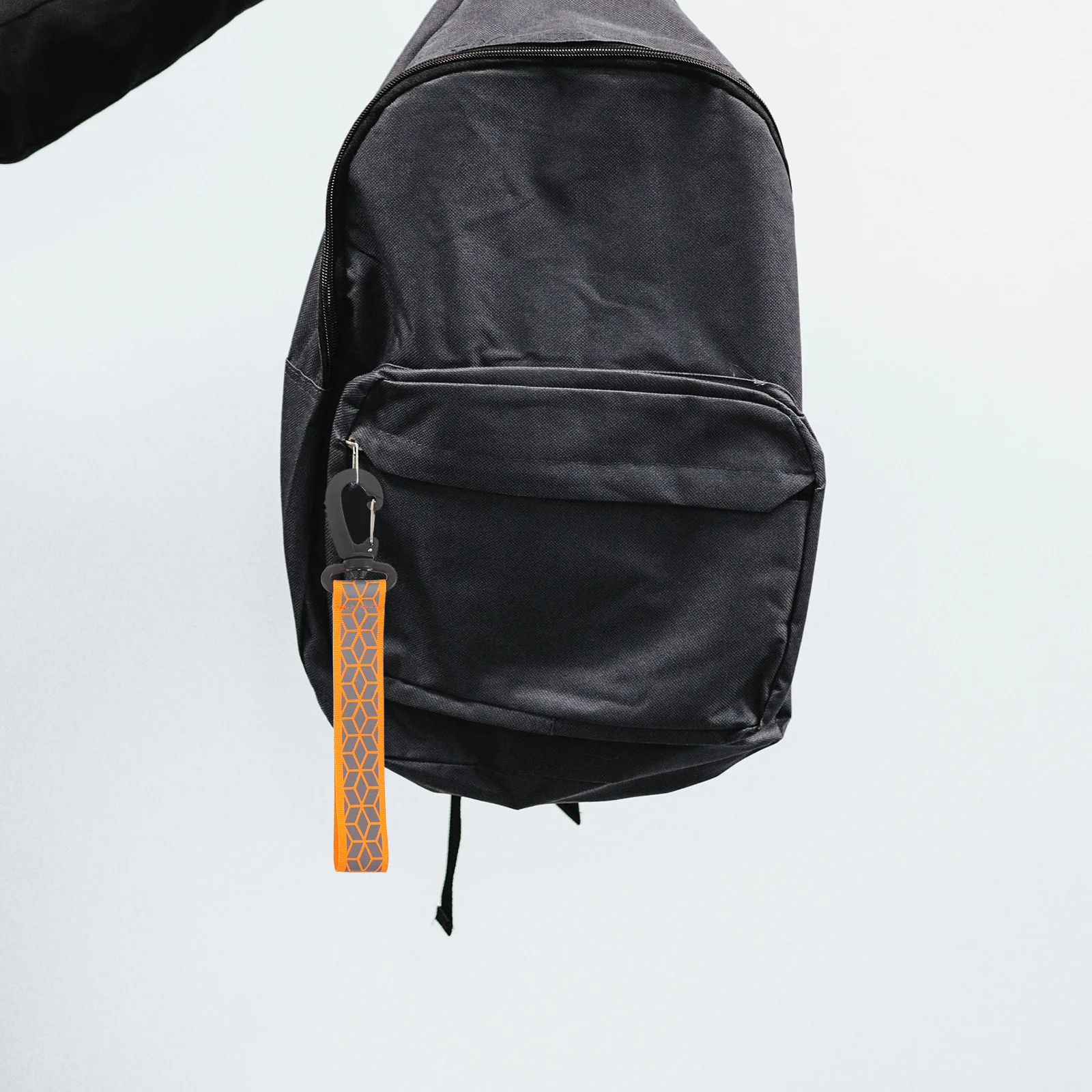 

6Pcs Reflective Backpack Pendants Keyrings Hook Safety Reflective Strips Night Cycling Running Walking Gear Reflector Keyring