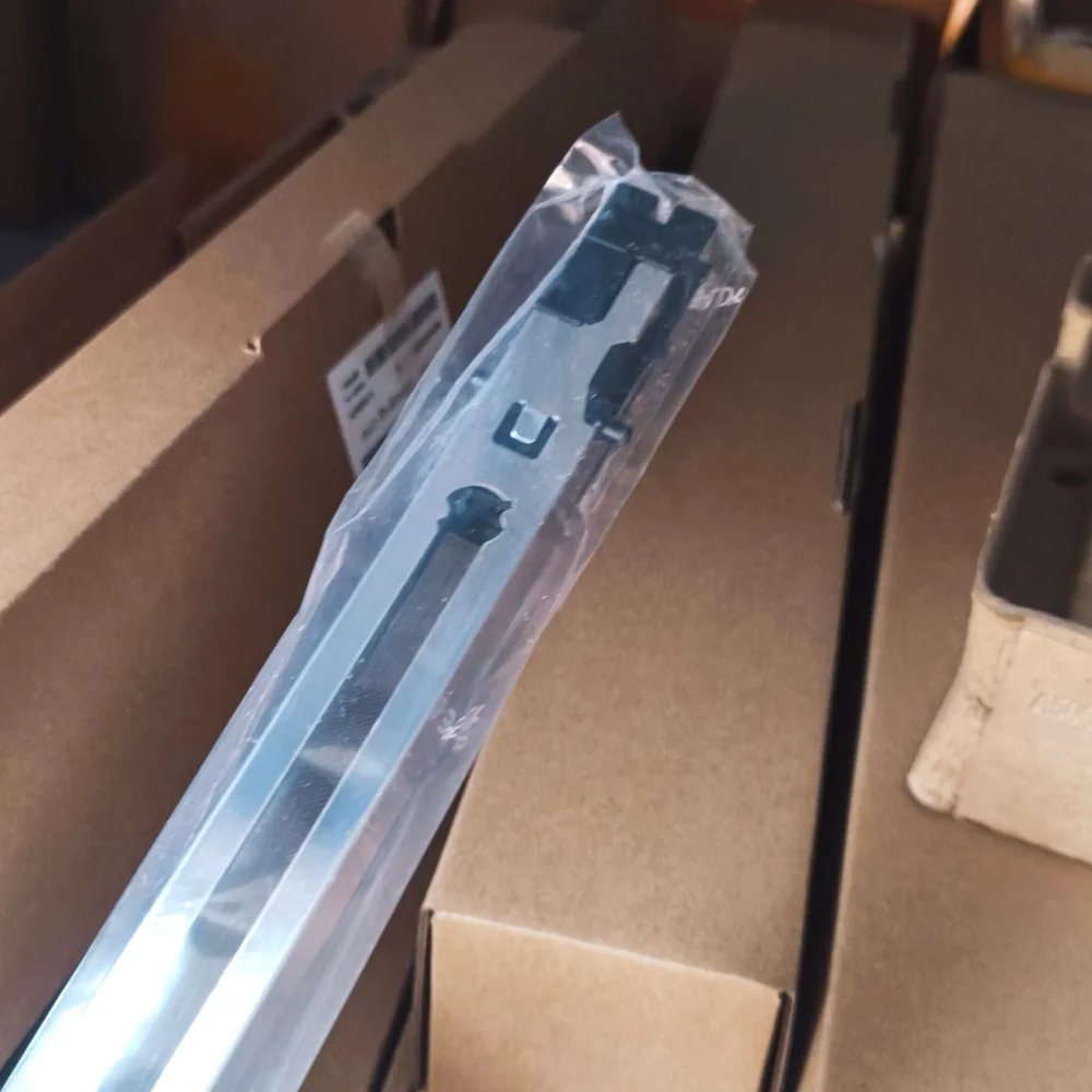 

A50UR70323 основное зарядное устройство в сборе для Konica Minolta Bizhub C1060 1070 2060 2070 C1060L 1070L 2060L A50U-5173-00