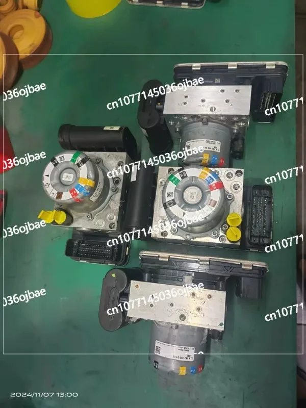 

For Dry Mercedes-Benz GLEW1672021-2023 A1679016603 A1673209005 Air Suspension Compressor Pump Air Control Valve Unit