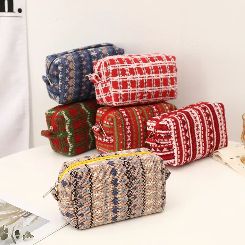 

Christmas New Year Knitted Cosmetic Storage Bag Women Makeup Organizer Lipstick Handbag Stationery Bag Pencil Cases Neceser 2023