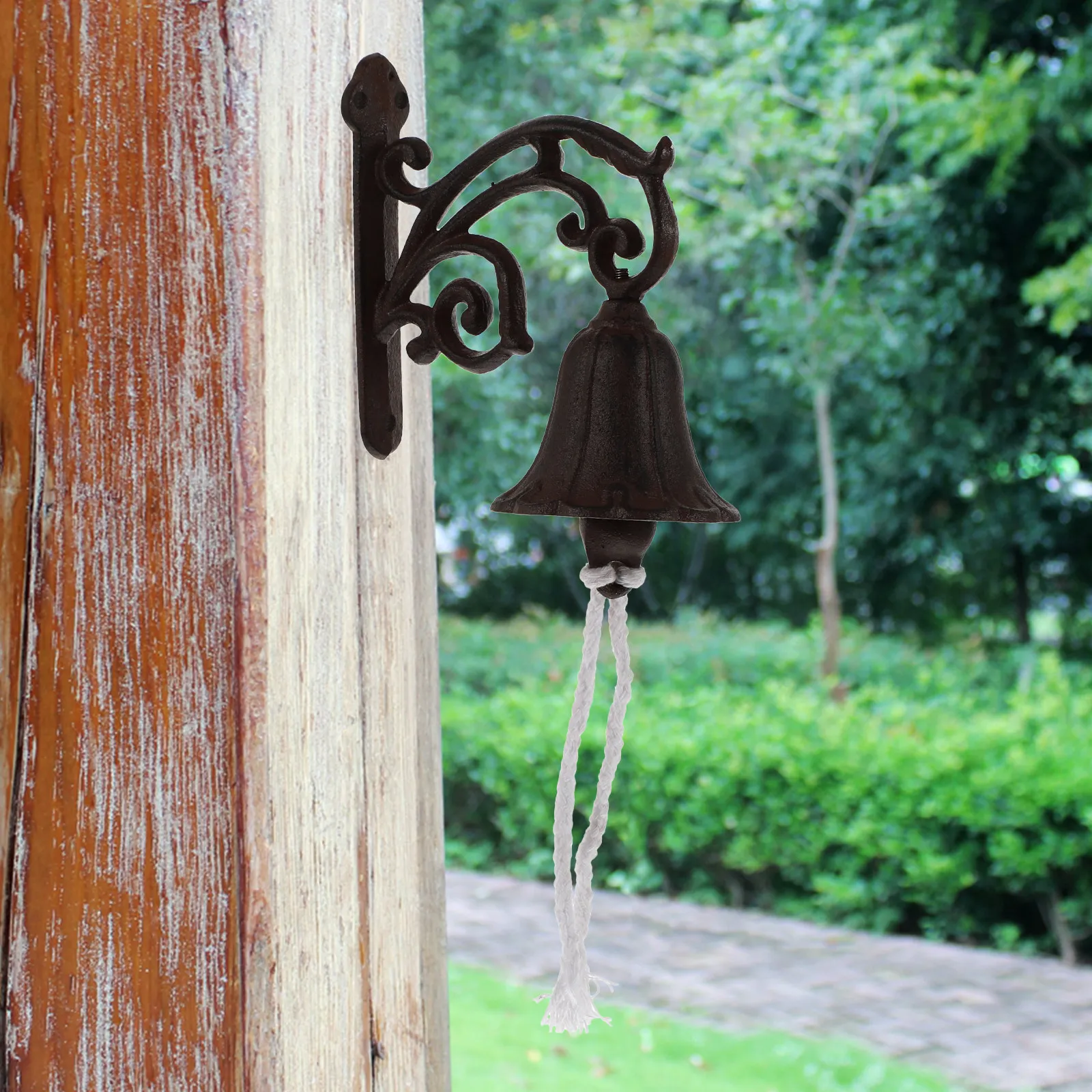 1Set Cast Iron Doorbell Rustic Style Shaking Wall Hanging Bell for Garden Patio Vintage Decorative Home Accessories
