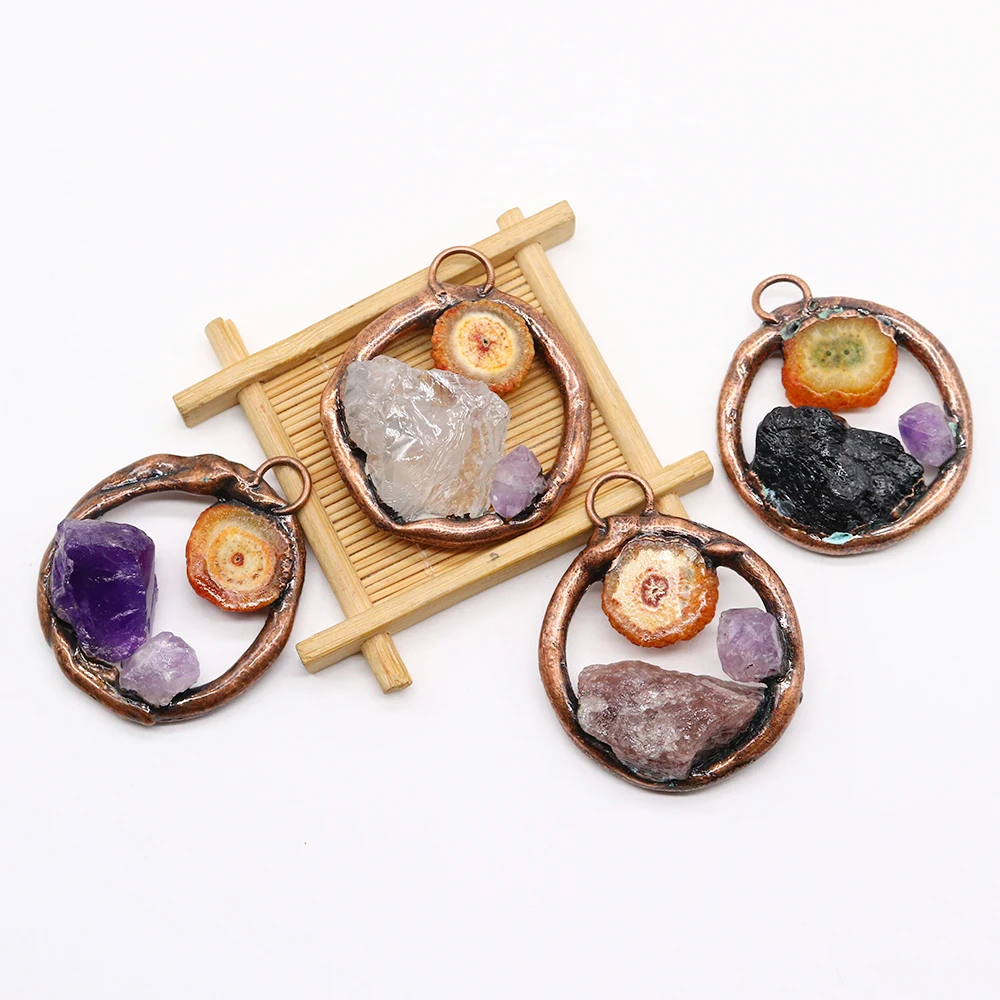 

Irregular Electroplated Amethyst Pendant Natural Colorful Quartz Stone Gemstone Alloy Pendants for Necklace Handmade Accessory