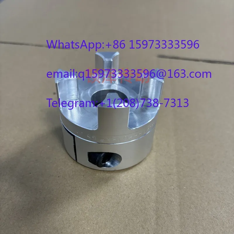 Clamped Plum Blossom Shaft Coupler GS24 Aluminum Alloy Four Jaw Flexible Connector 2.5 2.6 Hole No Keyway for Motor Pump Reducer