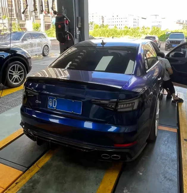 

Venom Clear Tail Lights Customization for 'Audi A4 S4 B9 2016-2019 yellow red turn signal Options Original production