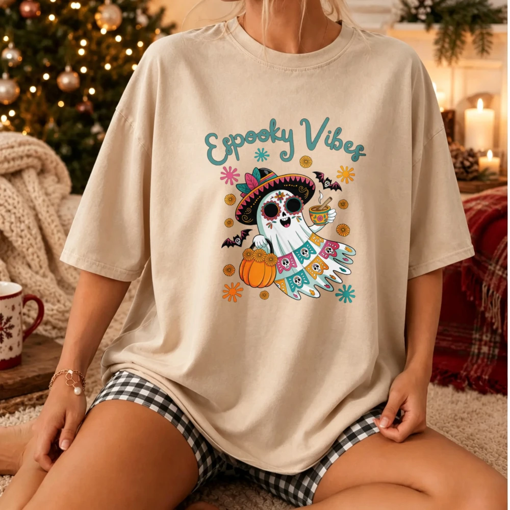 Espooky Vibes Dia De Los Muertos Ghost T‑Shirt Cute Ghost with Sombrero Pumpkin Bat Colorful Folk Floral Fiesta Halloween Tees