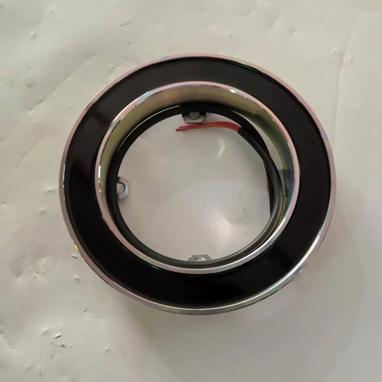 Bus air conditioning compressor parts electromagnetic clutch internal suction type / 24V
