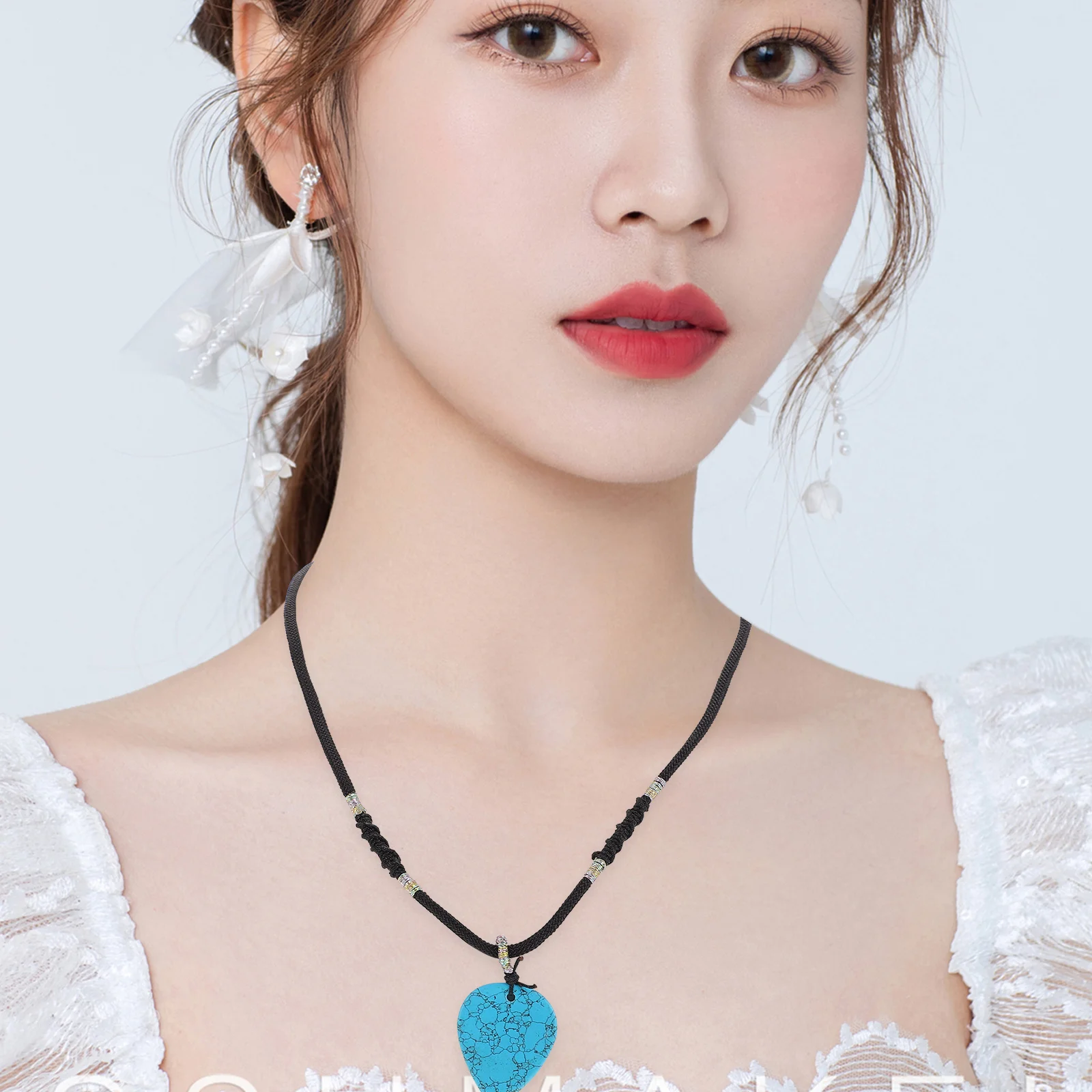 

Guitar Pick Pendant Necklace For Women Men Music-Themed Neck Chain Lightweight Durable Jewelry Gift For Guitar Lovers Acoustic