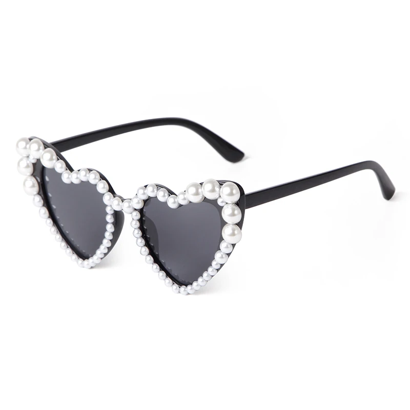 LAURINNY Fashion Retro Heart-Shaped Imitation Pearl Frame Sunglasses UV400 Women Cat Eye Eyewear Trendy Beach Party Sun Glasses