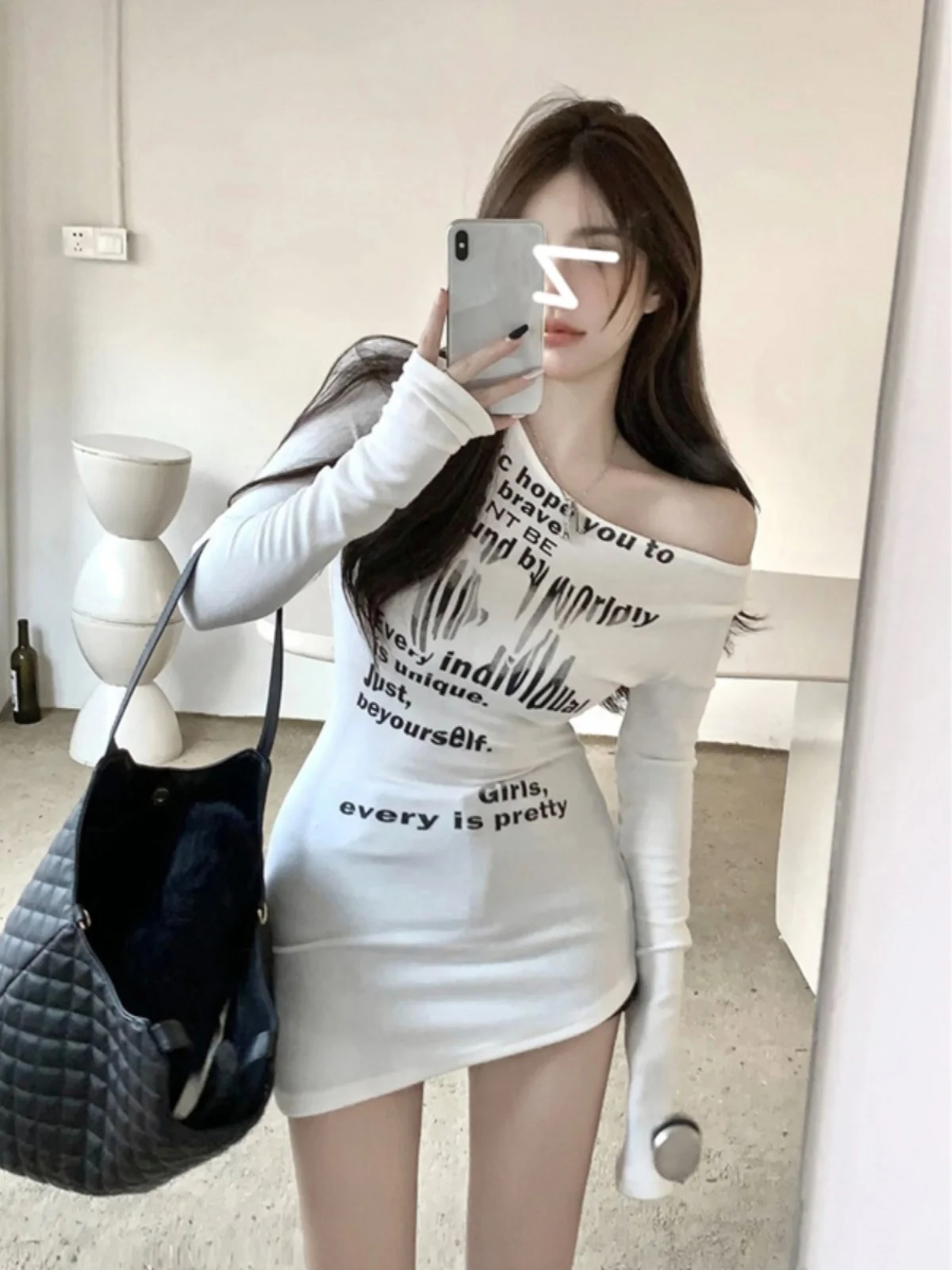 Spicy Girl Long Sleeve Slim Fit Shoulder T-Shirt Women's Autumn Irregular Waist-Cinching Mid-Length Top Korean Sle Commute