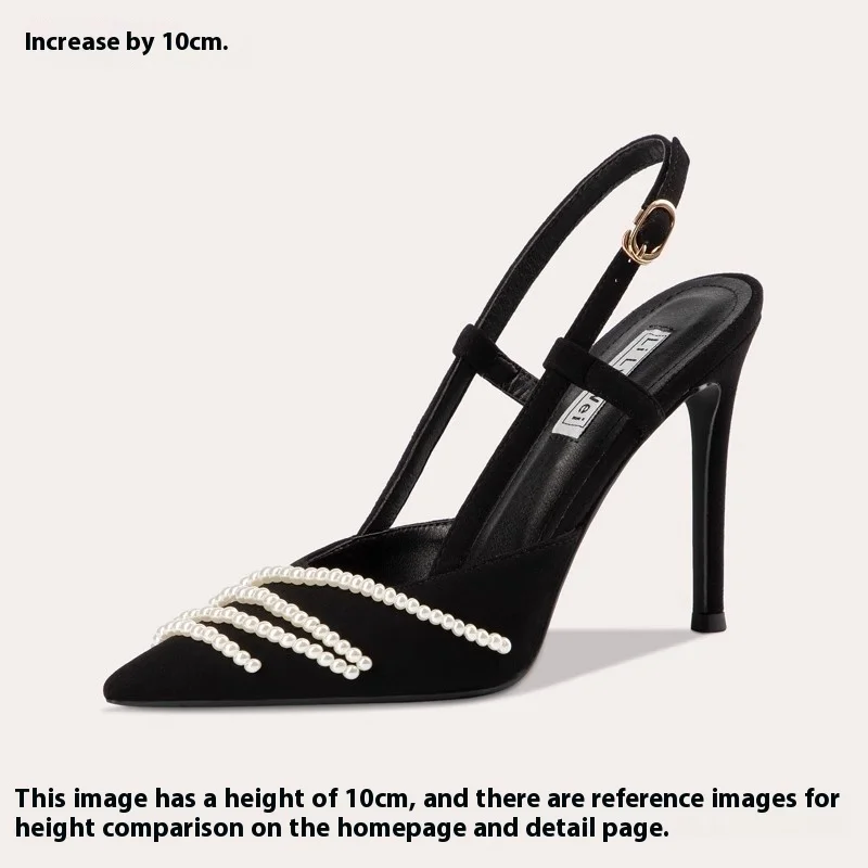 Sandal Hak Rendah Rantai Mutiara Kulit Runcing Baru Musim Semi dan Musim Panas Sepatu Wanita Ukuran Besar Perjamuan Hak Tinggi Tipis