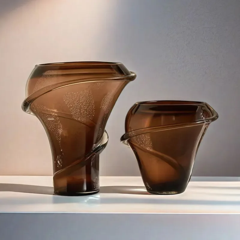 Modern Amber Glazed Ceramic Vase Luxury Home Decor Living Room Tabletop Ornament for Hotel Restaurant Centerpiece Decoration
