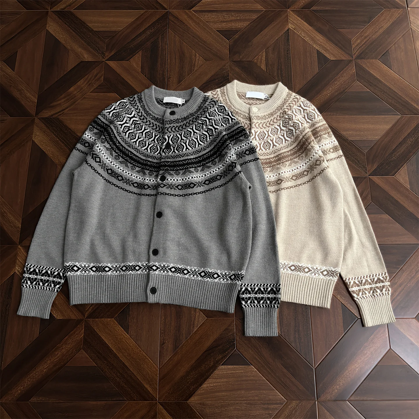 

Американский вязаный кардиган в стиле Fair Isle для мужчин, свободный крой, в стиле Old Money, универсальный, вязаный, открытый, верхняя одежда