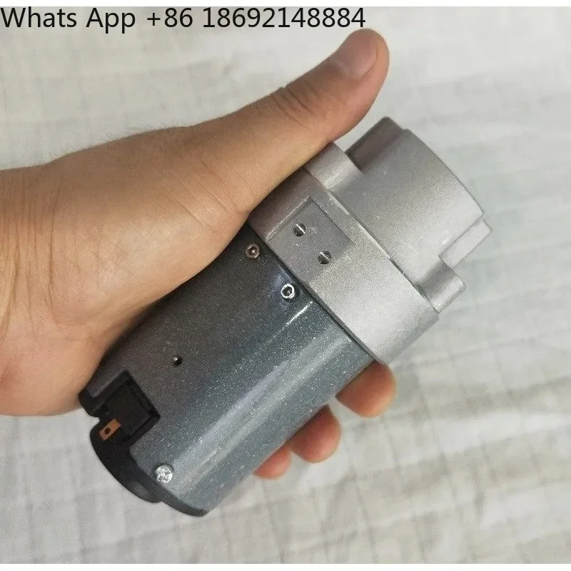 Electric Oil Suction Pump for 12V Systems Low Noise Fuel Pump for Engine Maintenance Gear Oil Delivery Pump for Oil