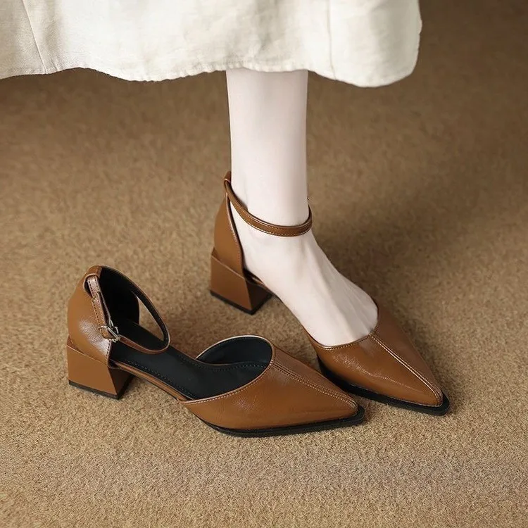 Summer New Square Head Hollowed-out Bowhead Sandals Women\'s Medium Heel Chunky Breathable High Heels