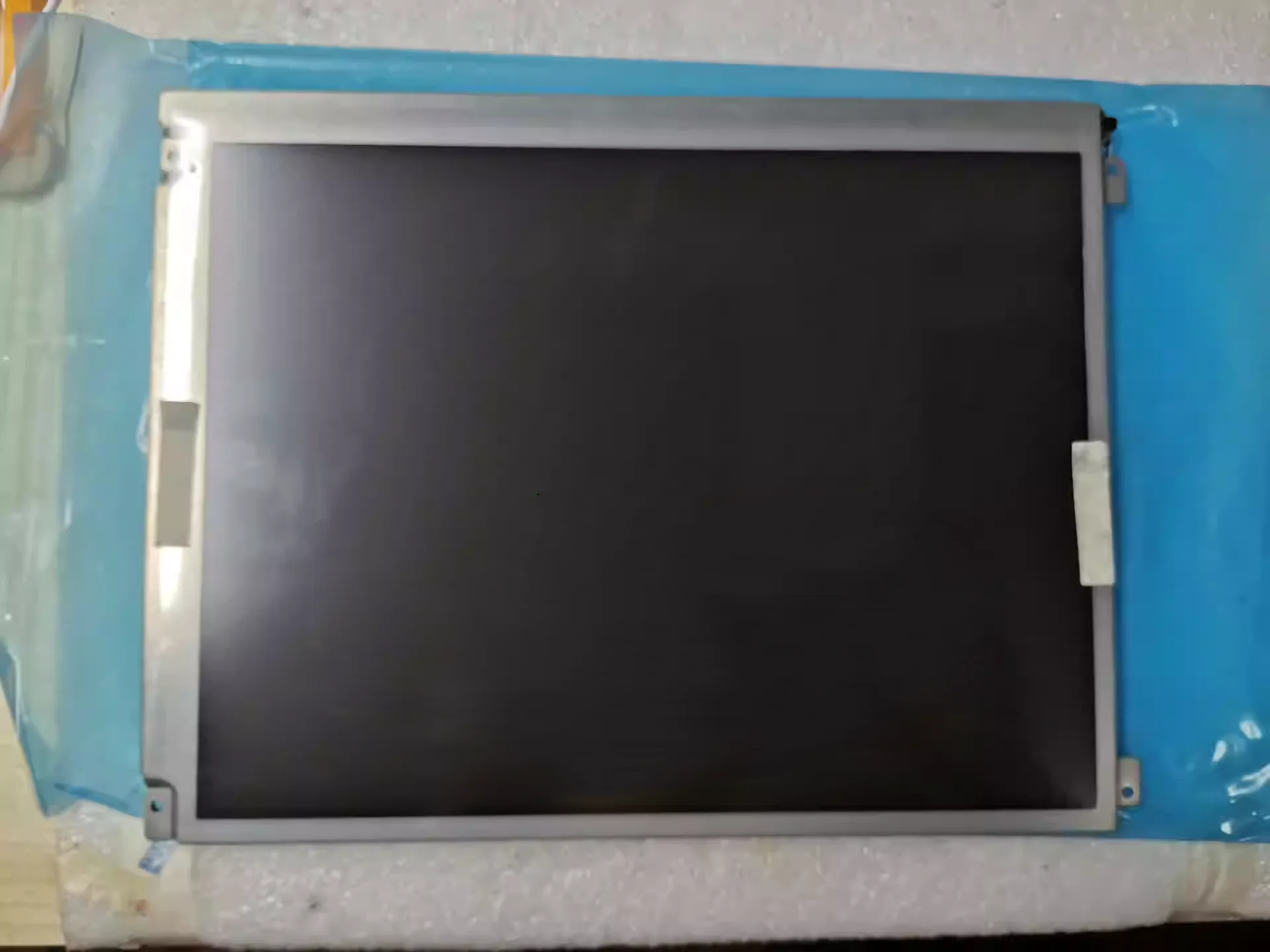 AA121XH05   LCD display screen