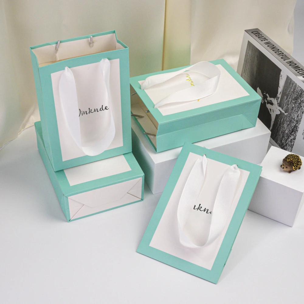 Бумажная подарочная сумка с логотипом на заказ, упаковочные сумки для ювелирных изделий, парфюмерные свечи, парик, сумки для покупок с ручкой для свадебной вечеринки