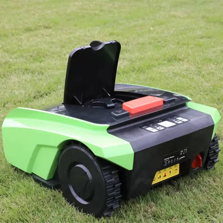 SMALL ELECTRIC REMOTE-CONTROL LAWN MOWER ROBOT