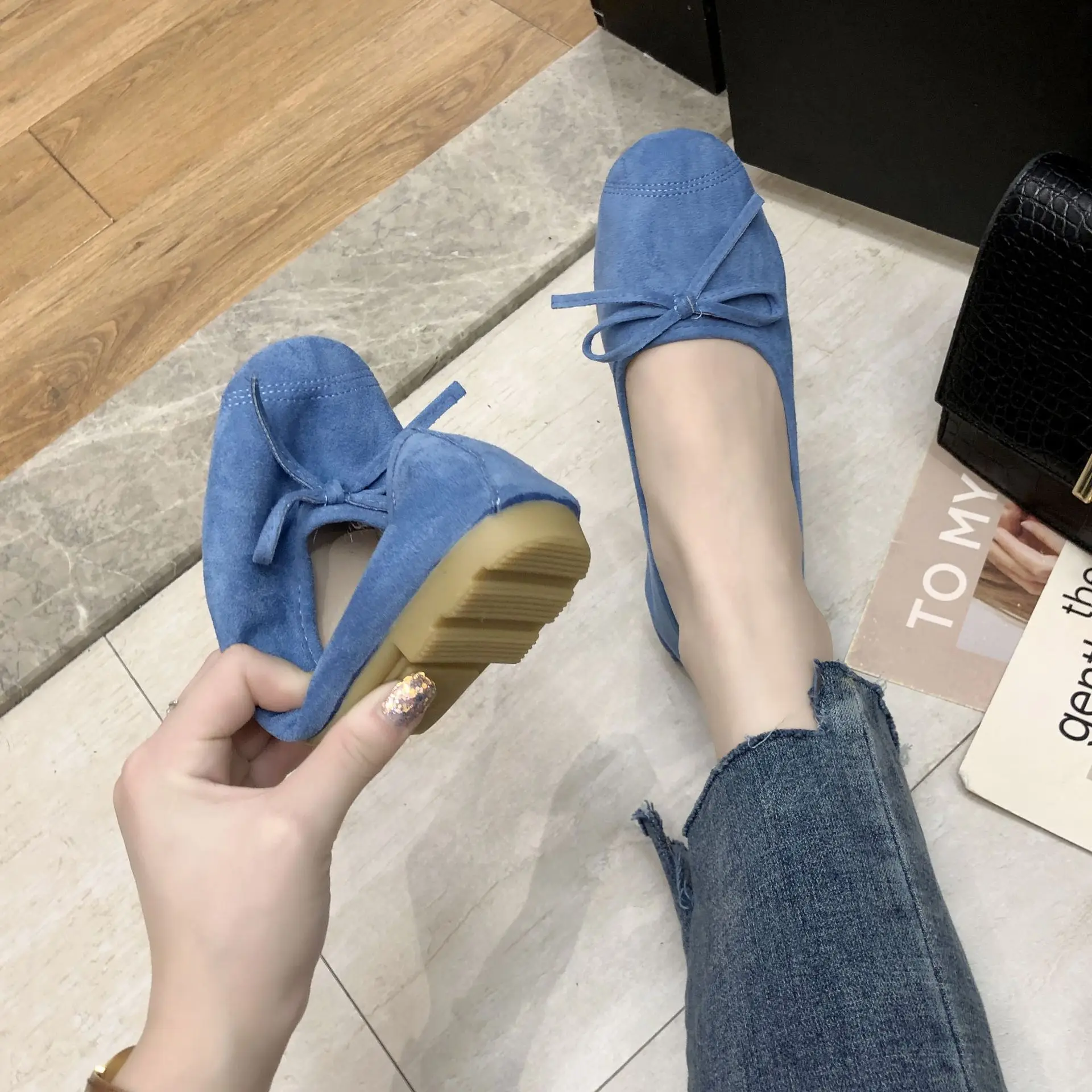 Women's Flat Shoes for Lazy People - Suede Casual Shoes for Barefoot in Summer Lightweight and Anti Slip Large Single Shoes