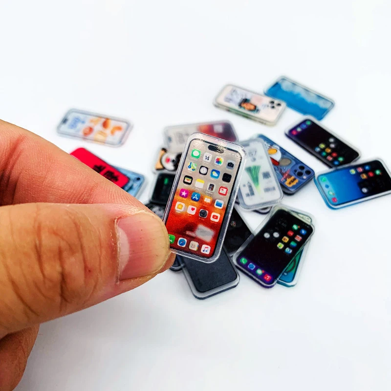 5Pcs 1:12 Dollhouse Miniature Mobile Phone Fashionable and c