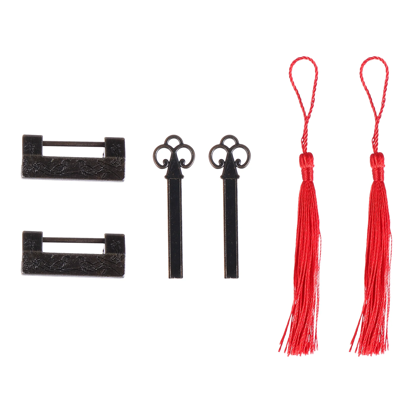 

2Pcs Gift Lock Chinese Style Mini Padlock Excellent Texture Good Symbolic Meaning Simple Use Random Tassels