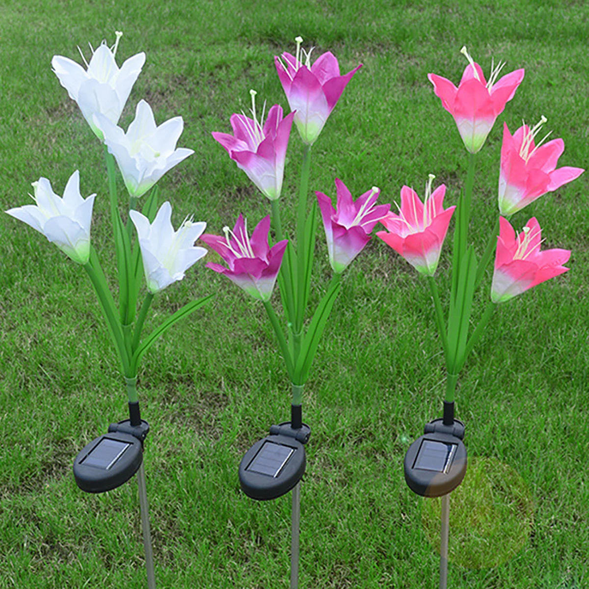 Solar LED Light Lily Flower Lawn Lamp White Pink Purple Flower Light Waterproof For Yard Garden Decoration Holiday Party Lantern