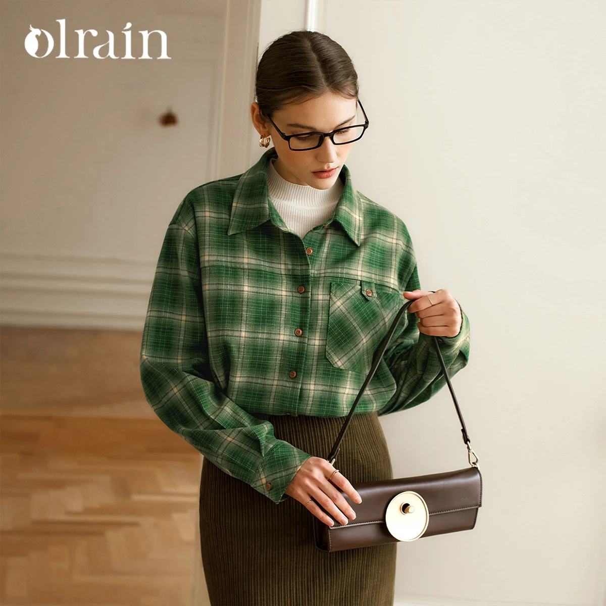 

OLrain Office Lady Plaid Women Shirts Autumn 2026 Casual Loose Commute Blouse Turn Down Collar Long Sleeve Tops O56DC95310
