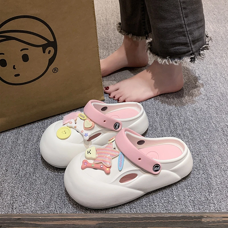 Fashion New Sandals Slippers DIY Cute Cartoon Clogs Women Mules Thick Sole Summer Beach Sandals Cave Hole Female Garden Shoes