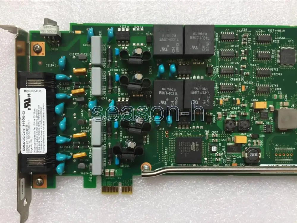 Dialogic D41JCTLSEW Placa multimedia PCI-E combinada de 4 puertos