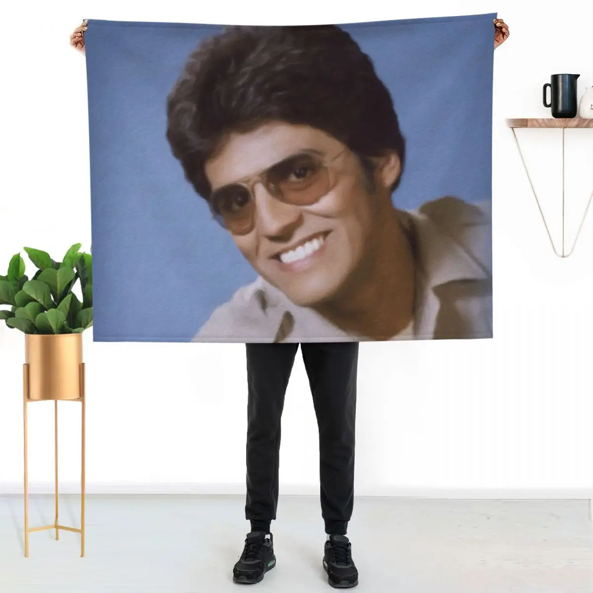 Eric Estrada, Actor Throw Blanket heavy to sleep Retros Soft Beds Picnic Vintage For Sofa Thin Blankets