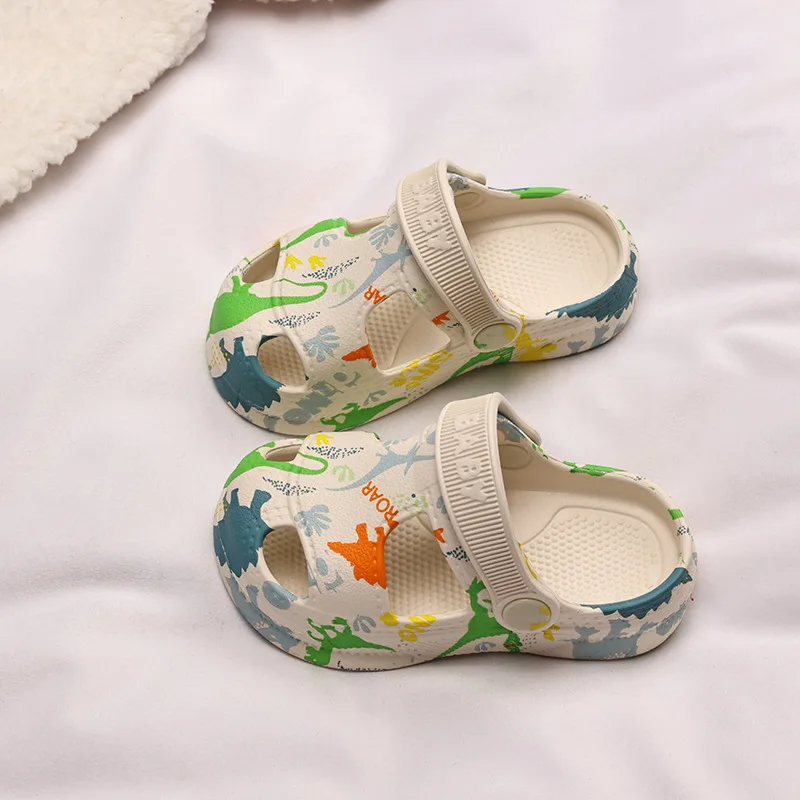 

Boys Summer Clogs for Kids New Thick Sole Outdoor Soft Sole Indoor Home Slip Anti Collision Durable Comfort Cute Children Shoes