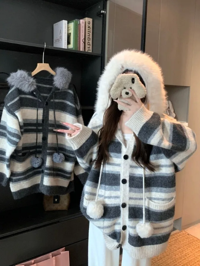 

plus Size Women's Lazy Stripe Hooded Knit Jaet Removable Fur Collar Autumn Winter New Sle Loose Fit Faionable Outerwear