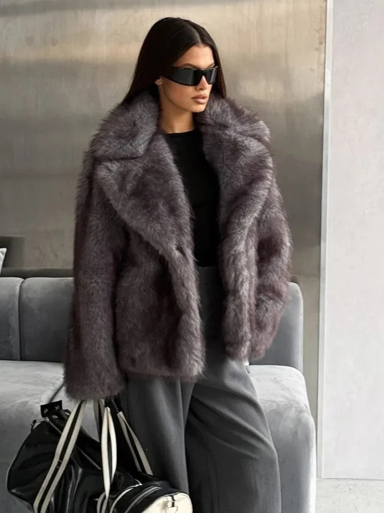 Vintage Gradient Faux Fur Coat Women Brown Fluffy Lapel Thick Warm Loose Open Front Short Jackets 2026 Winter Luxury Overcoat