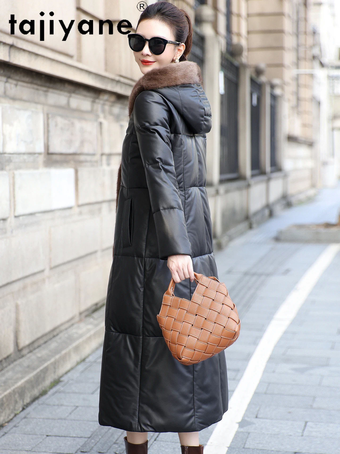 TAJIYANE Abrigo de piel de oveja y plumas de ganso para mujer, chaquetas de piel auténtica con cuello de piel Muskrat, chaqueta acolchada con capucha, ropa de invierno 2025 3)??.킹킹