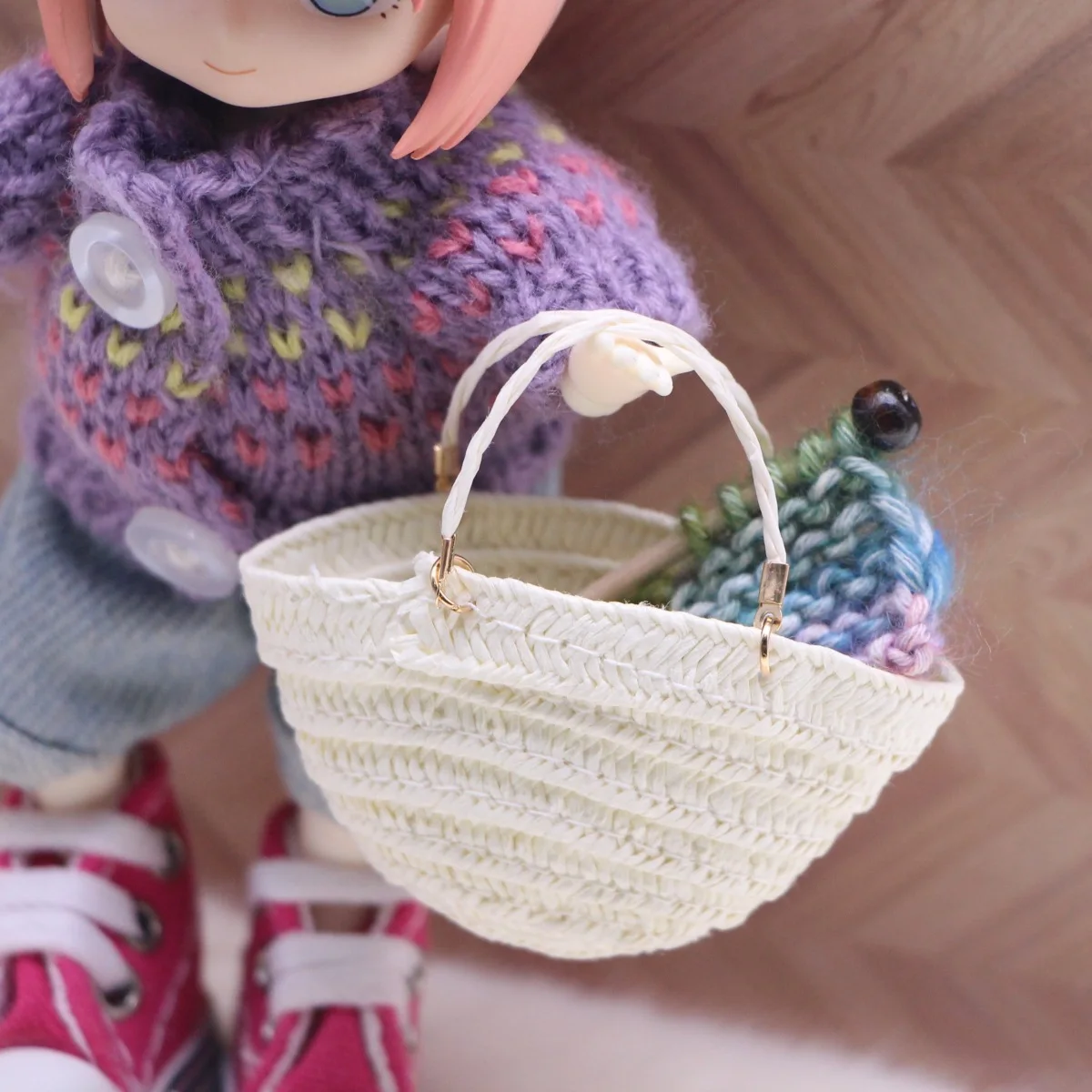 Dollhouse Mini Simulation Tulip Decor Paper Bag Handbag BJD Miniature Wedding Scene Prop Accessories Mini Straw woven handbag