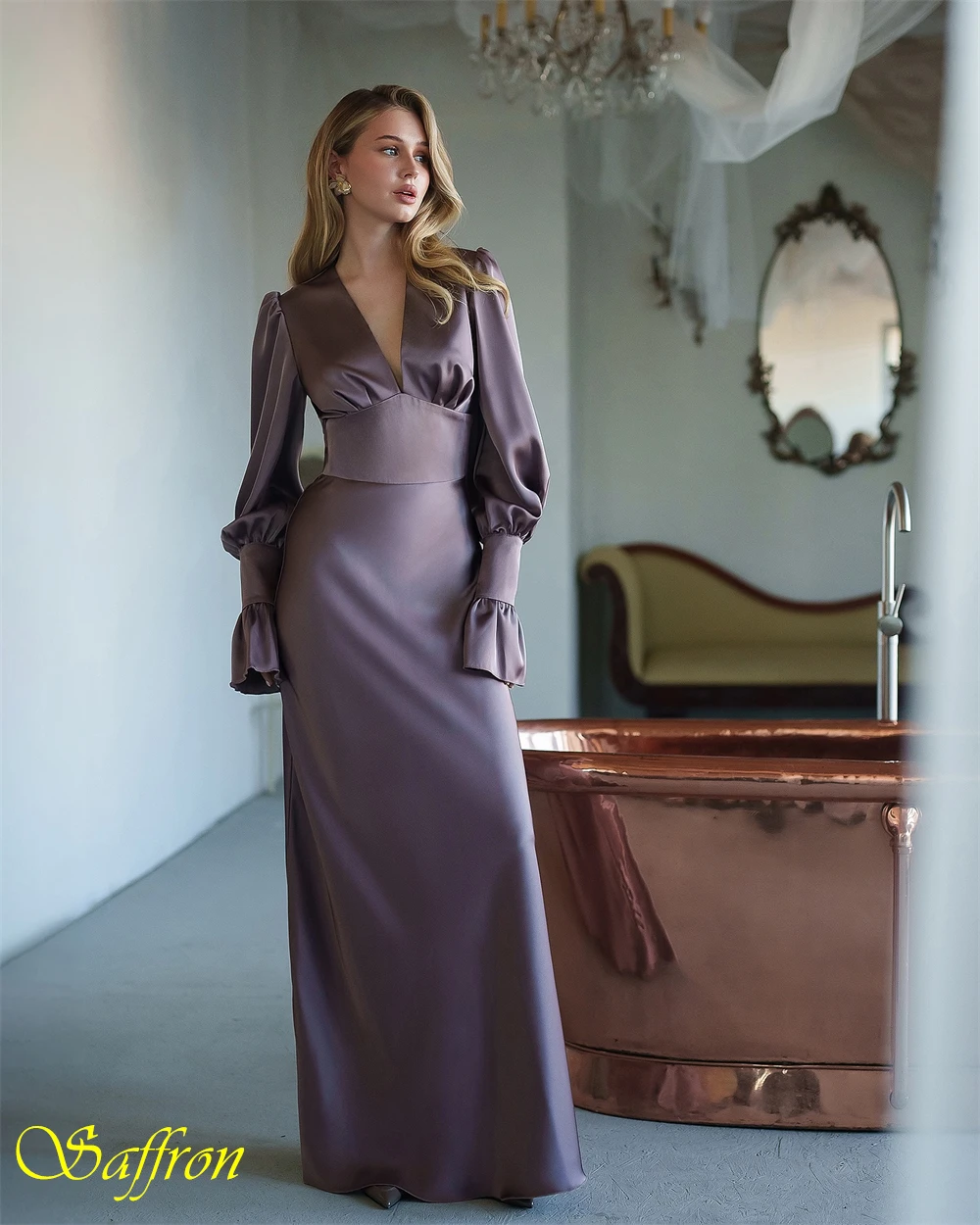 Customized Pueple Satin Long Sleeves Evening Dress Zipper Back Special Occasion Gowns Sexy Style Deep V-Neck Vestido De Festa