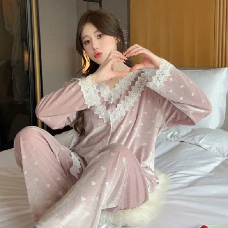 Golden Velvet Pajamas Women\'s Spring Autumn New Trendy Sweet Pijamas Suit Pure Lace Long Sleeved Home Clothing Two-piece Sets