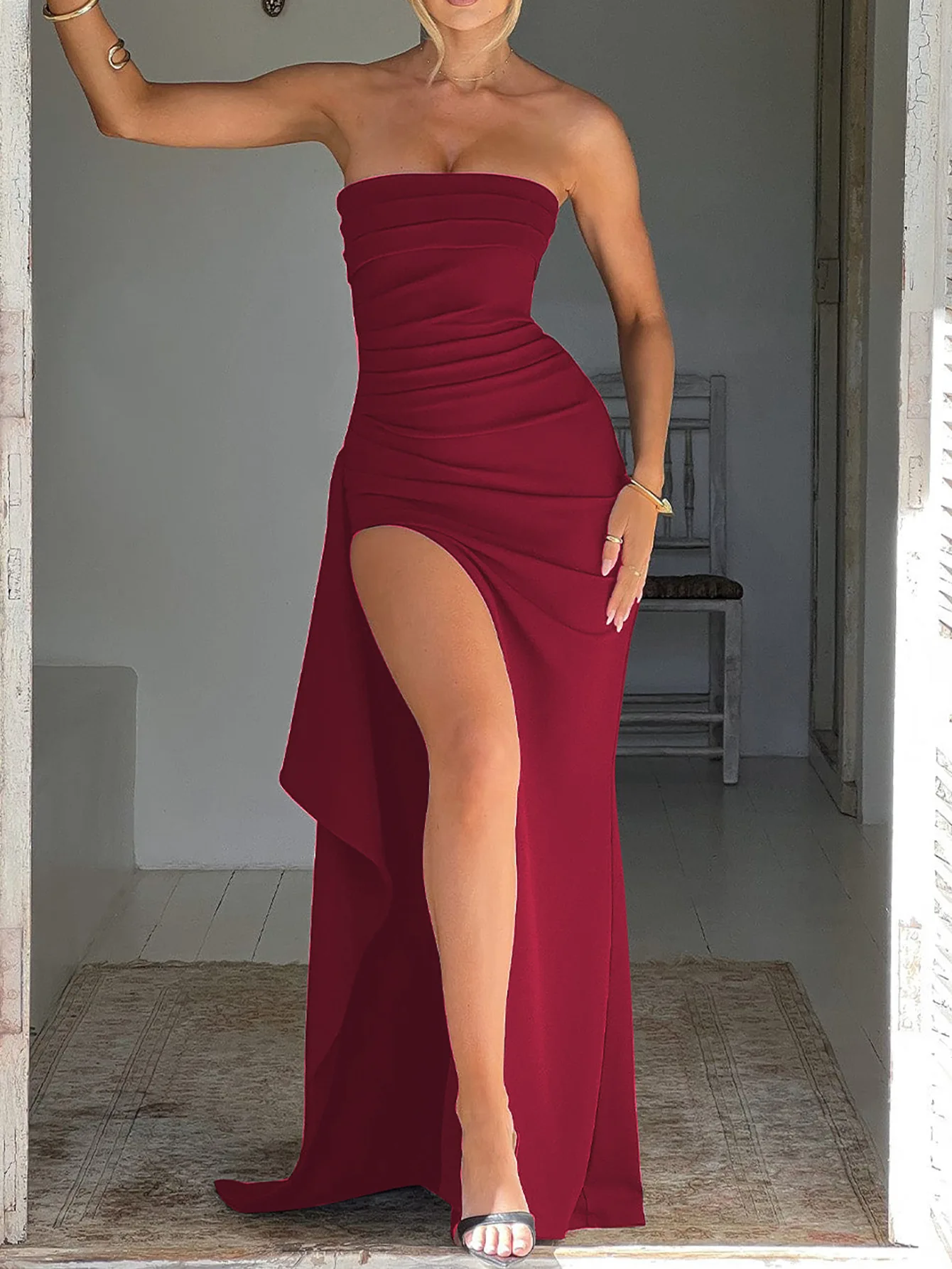 2025 spring new elegant temperament solid color strapless shoulder tight waist high slit little dress dress