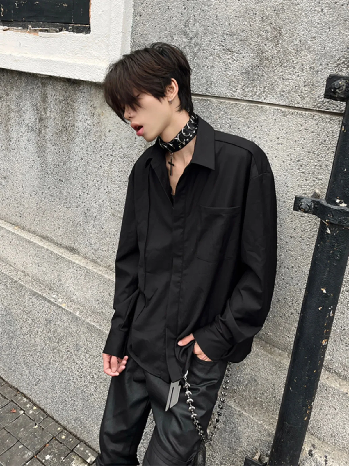 

Bla Long Sve Men's irt 2024 New Korean Sle Trendy Youth Feeling Top Haome Hair St Jaet Spring Season