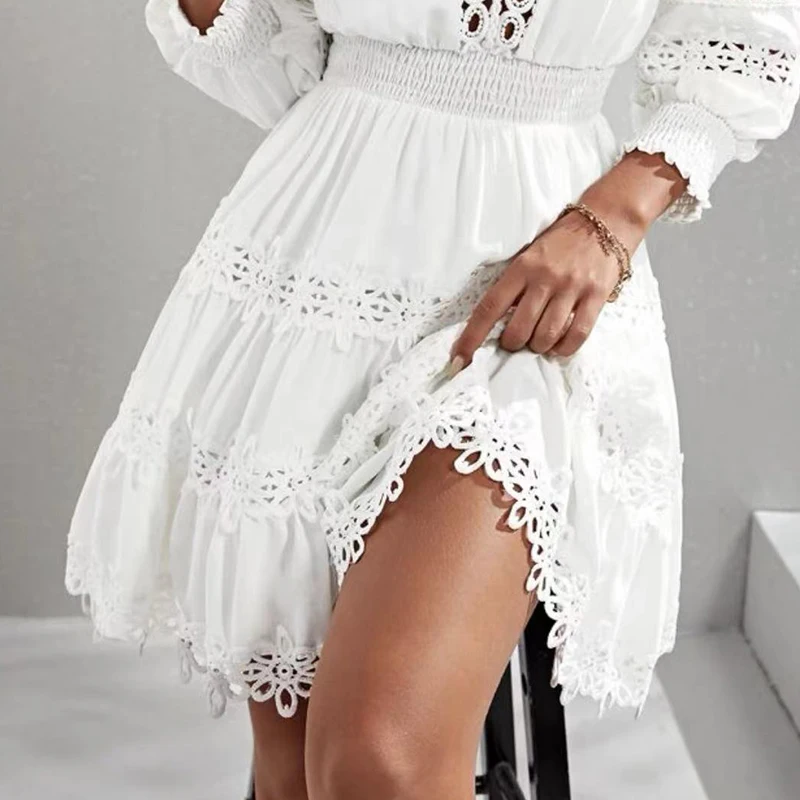 เซ็กซี่ของผู้หญิงฤดูร้อนชุดมินิสีขาวกลวงออกลูกไม้คอวีแขนสามในสี่สบายๆพรรคเย็นเดรสสั้นVestidos