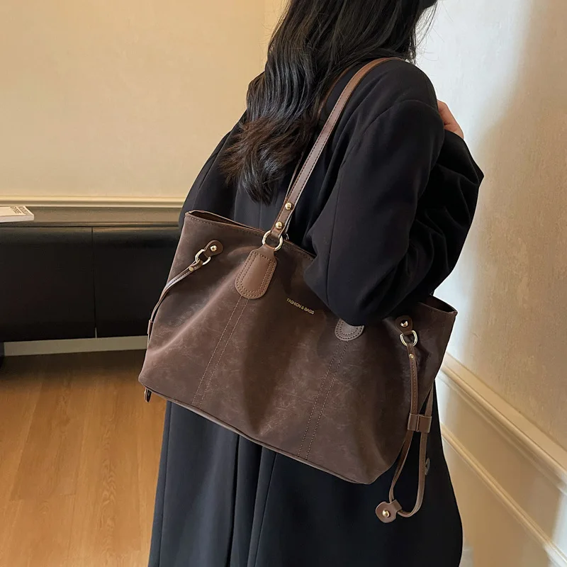 حقيبة كتف كلاسيكية واسعة لعام 2025، محفظة ركاب عصرية للنساء، حقيبة كروس ريترو، حقيبة بسيطة من اليوم إلى الليل #2