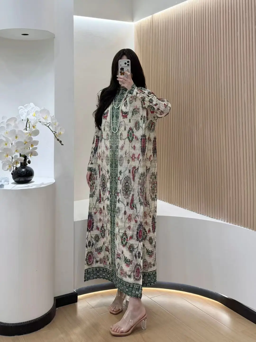 Fold Abaya Pleated Floral Pattern Long Sleeve Loose Maxi Tunic Middle Eastern Boho Style Modest Fashionable Daily Picks 2026