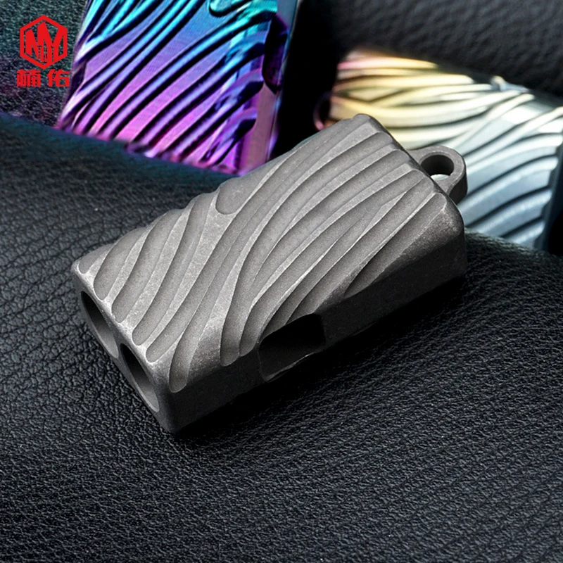 

1PC Titanium Alloy Dual Frequency Survival Whistle EDC Multifunction Tool Outdoor Life-Saving Whistle