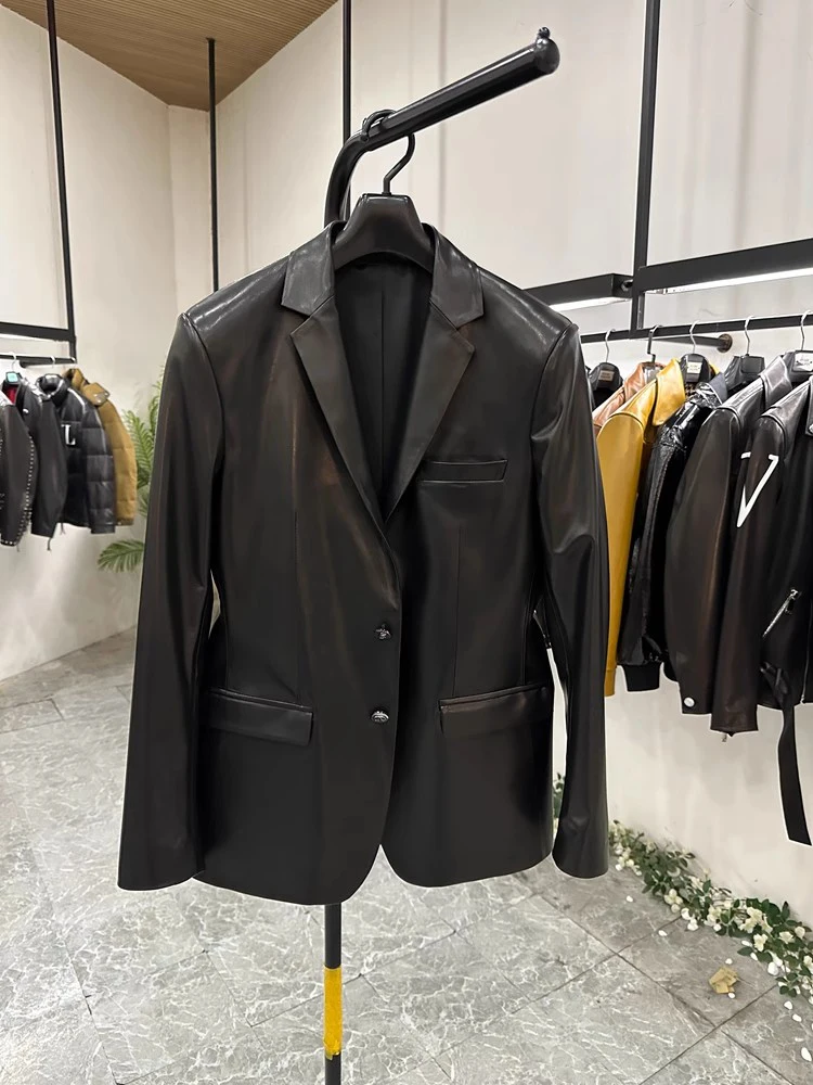 

Mauroicardi Spring Autumn Cool Soft Shiny Black Pu Leather Blazer Jacket Men Single Breasted Chic Luxury Designer Clothes 2025