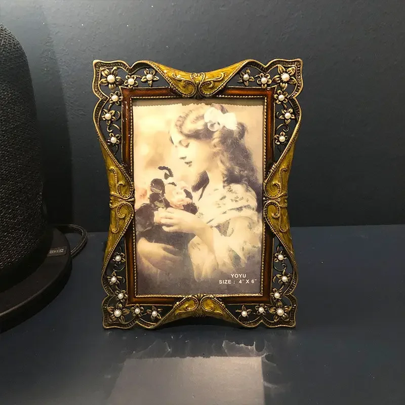 European retro photo frame setting table creative 7 inch 6 seven 10 inch metal wedding dress photo image frame ornament