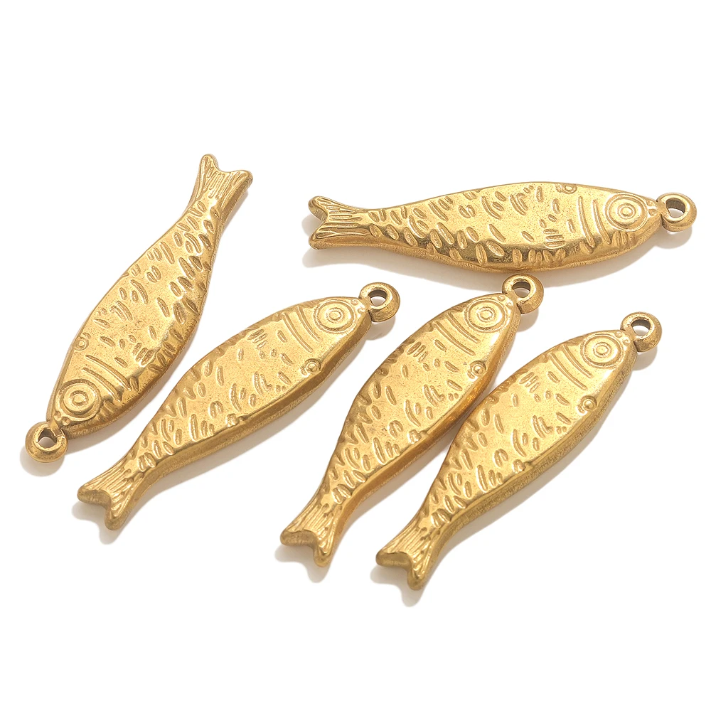 5 Stück Edelstahl Fisch Charms für Halskette Schmuckherstellung Zubehör DIY vergoldet Charm Anhänger Schmuckzubehör Zubehör