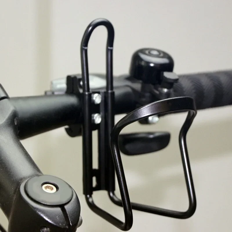 مقود للدراجات النارية من سبائك الألومنيوم ، حامل أكواب مشروبات ، مشروبات ، حامل زجاجة ماء ، إكسسوارات فضي ، شاملة ، 1 مناء