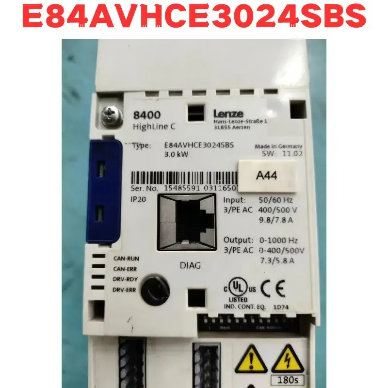 Подержанный инвертор E84AVHCE3024SBS протестирован в порядке